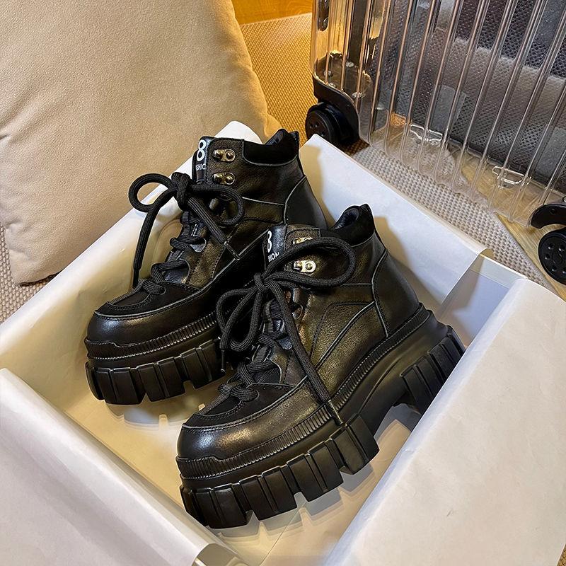 UNISEX FOOTWEAR
